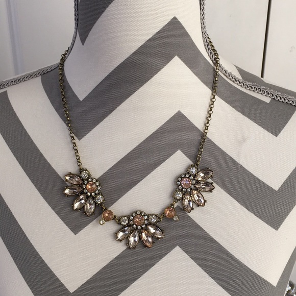Jewelry - Classy Pink Rhinestone Statement Necklace
